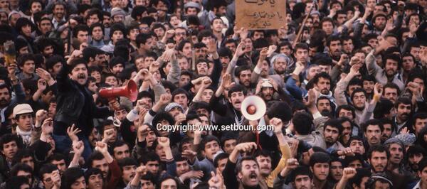 عکس تظاهرات انقلاب 57