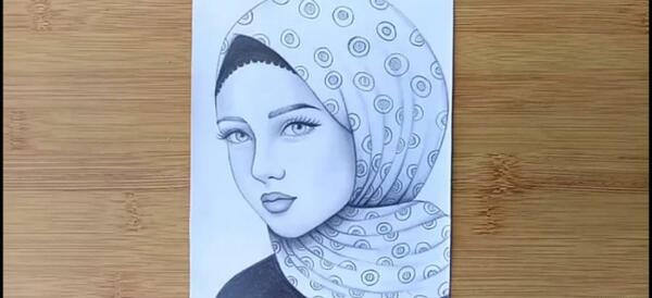 عکس نقاشی دختر چادری ساده کودکانه