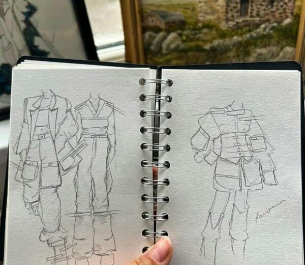 عکس نقاشی دختر خارجی آسان