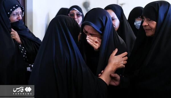 عکس خانواده شهید آرمان علی وردی