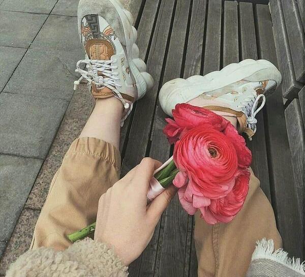 عکس پروفایل دخترونه با لباس شیک