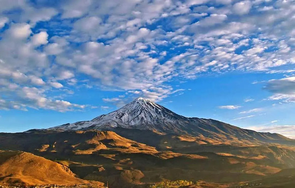 عکس بزرگترین آتشفشان ایران