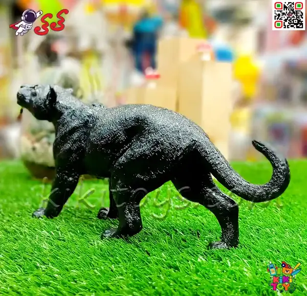 عکس ببر دندان خنجری سیاه