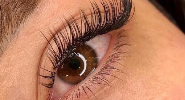 عکس پروفایل مژه کاری
