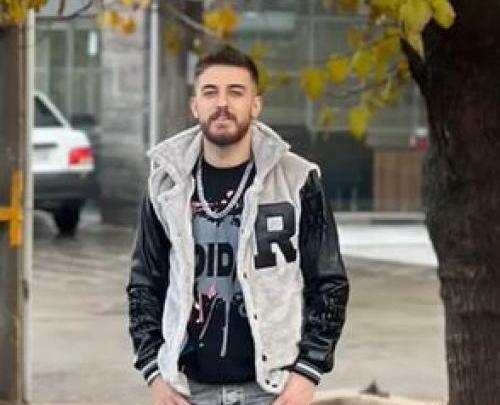 عکس بچه پایینی