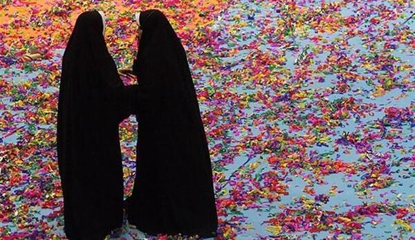 عکس دو رفیق با حجاب