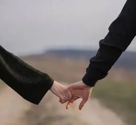 عکس دوتا رفیق با حجاب