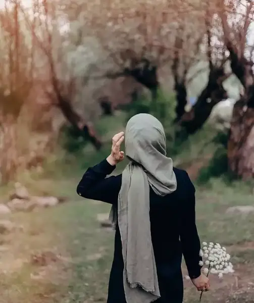 عکس چهره زن با حجاب