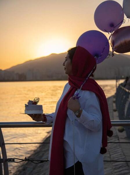 عکس کیک تولد با حجاب