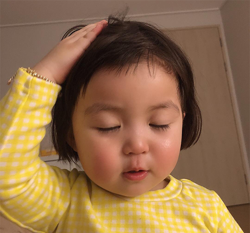 عکس بچه کره ای بامزه