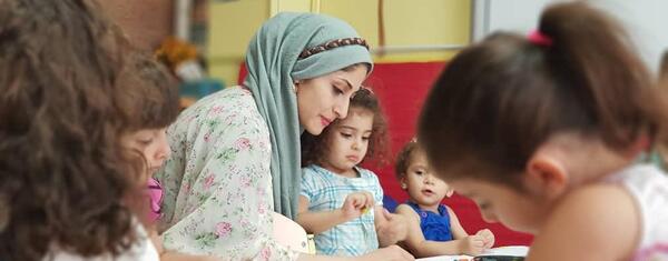 عکس پروفایل مربی پیش دبستانی