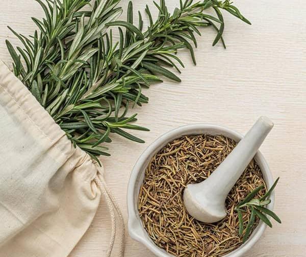 عکس آویشن کوهی برای چی خوبه