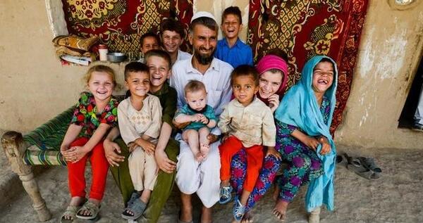 عکس یک پسر افغانی