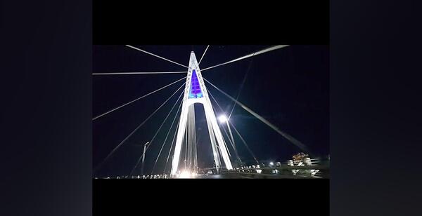 عکس پل اهواز در شب