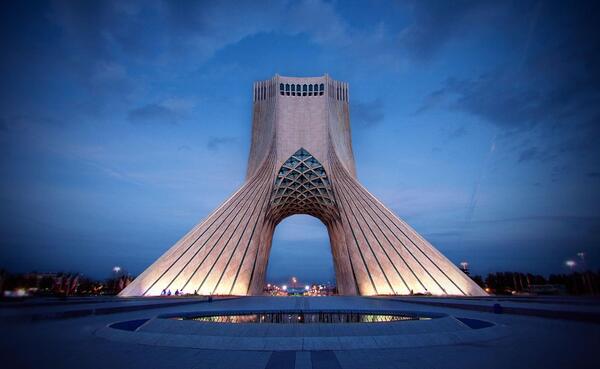 عکس میدان آزادی از بالا