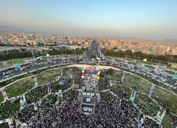 عکس هوایی از میدان ازادی