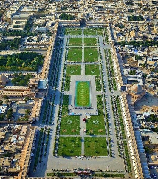 عکس هوایی میدان ازادی
