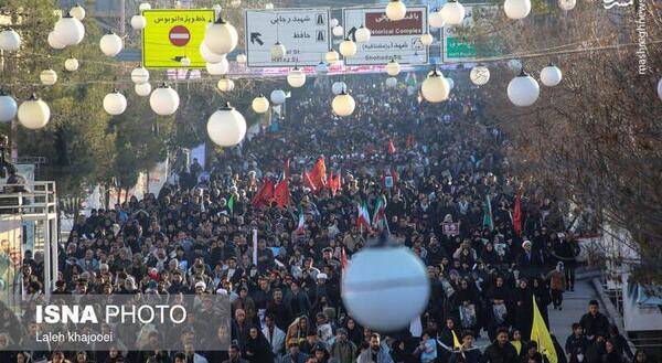عکس میدان آزادی کرمان