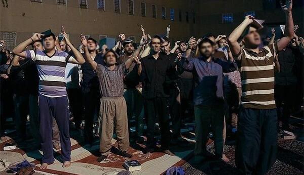 عکس دعا برای آزاد شدن زندانی