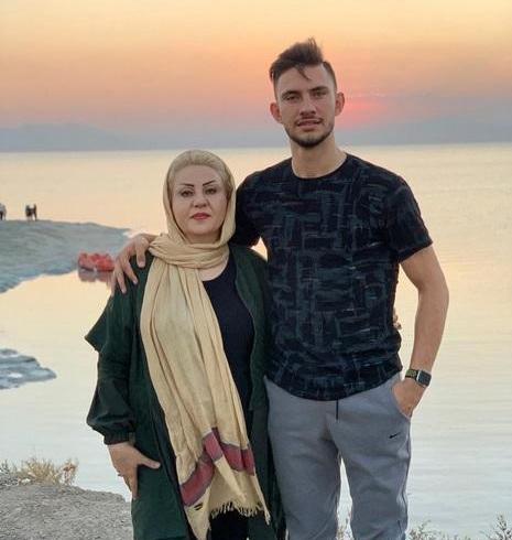 عکس محمدرضا آزادی در استقلال