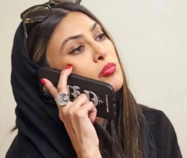 عکس جدید آزاده صمدی بعد از عمل بینی