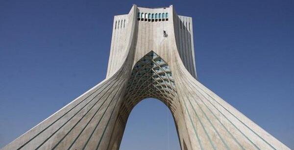 عکس برج آزادی تهران برای نقاشی