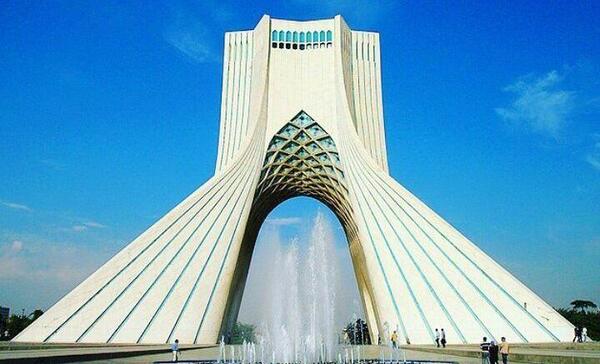 عکس های برج آزادی تهران