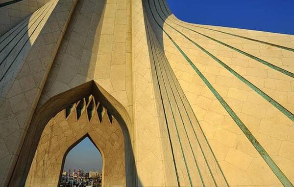 عکس برج آزادی از نمای بالا