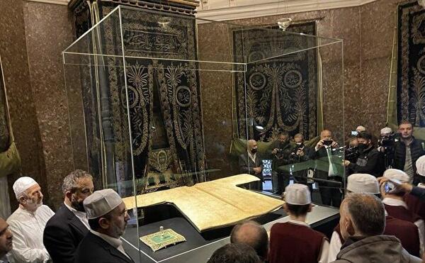 عکس لباس امام حسین در موزه ترکیه