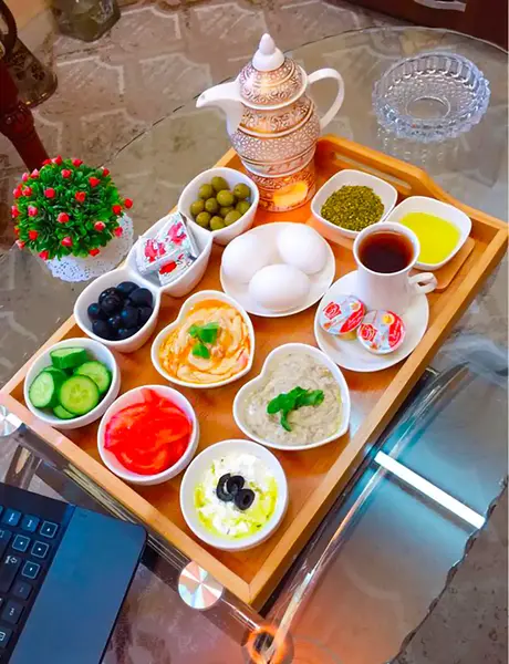 عکس صبحانه ایرانی ساده