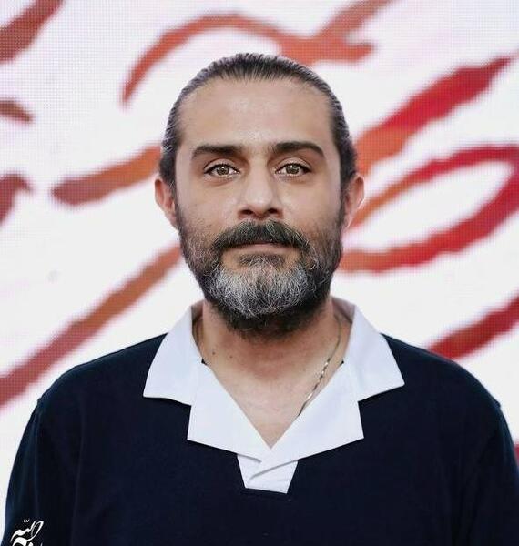 عکس روح الله حسین زاده