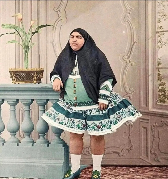 عکس زنان قاجار ناصرالدین شاه