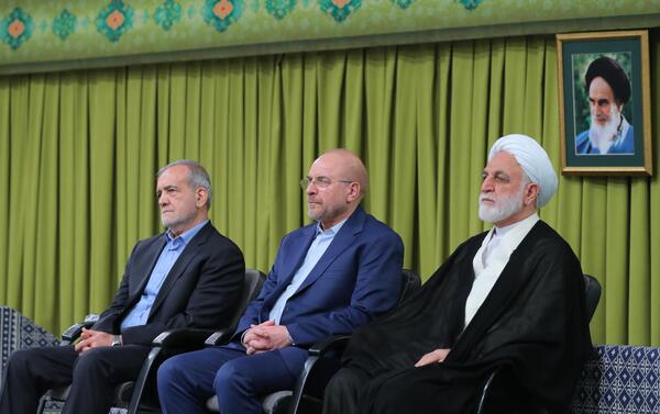 عکس های رهبر انقلاب