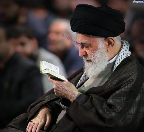 عکس رهبر انقلاب در حال رای دادن