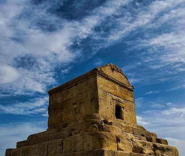 عکس آرامگاه کوروش برای تصویر زمینه