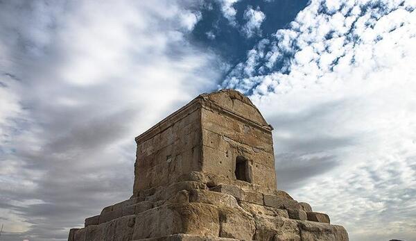 عکس پاسارگاد در شیراز