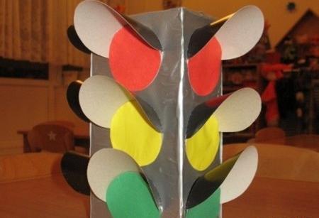 عکس کاردستی چراغ راهنمایی