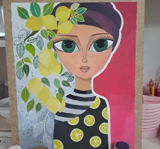 عکس نقاشی دختر هنرمندی