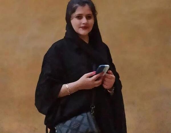 عکس خانوادگی مهسا امینی