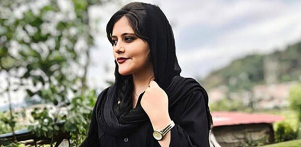عکس خانوادگی مهسا امینی