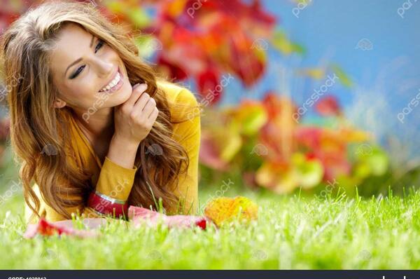 عکس دختر زیبای پاییز