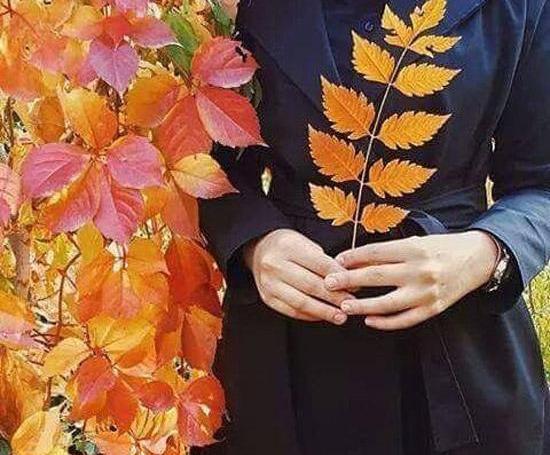 عکس دست دختر پاییزی