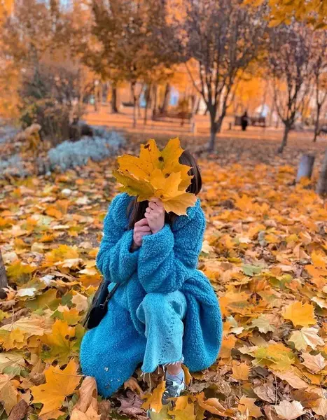 عکس دخترانه پاییز برای پروفایل
