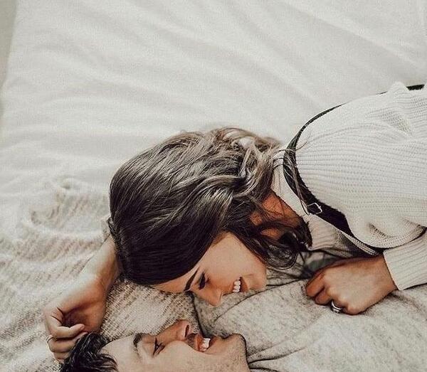 عکس بغل دو نفره عاشقانه