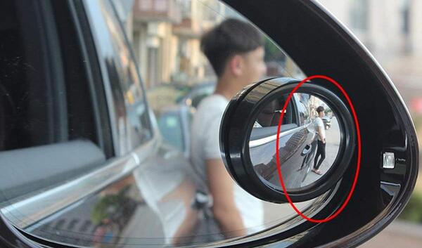 عکس با آینه بغل ماشین