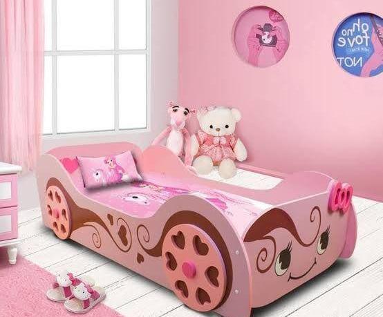 عکس تخت خواب صورتی دخترانه