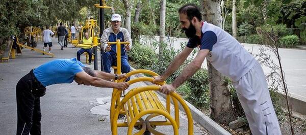 عکس یک مرد ورزشکار