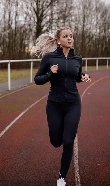 عکس ورزشی دخترانه برای پروفایل