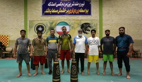 عکس ورزش های زورخانه ای