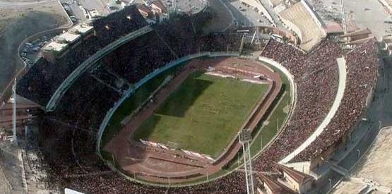 عکس از ورزشگاه یادگار امام تبریز